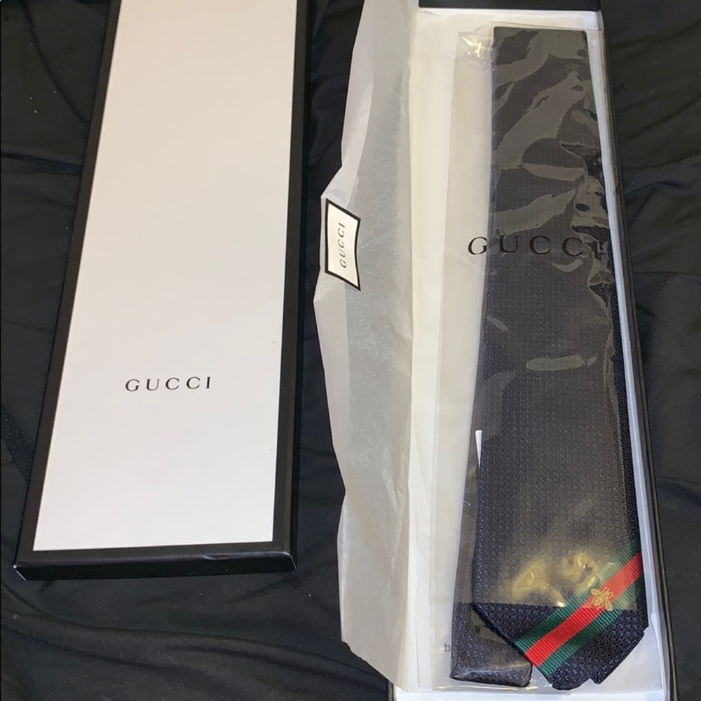 Brand New Gucci Silk Tie with Bee Web